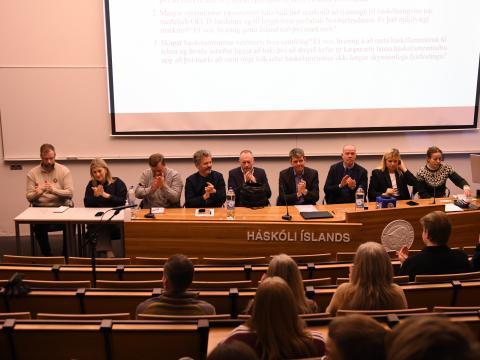 Frá fundi með frambjóðendum um háskólamál 25. nóvember 2024
